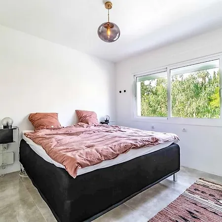 91-exclusive Modern With Private Pool , Villa